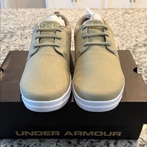 Under Armour Men's Beige and White Sneakers